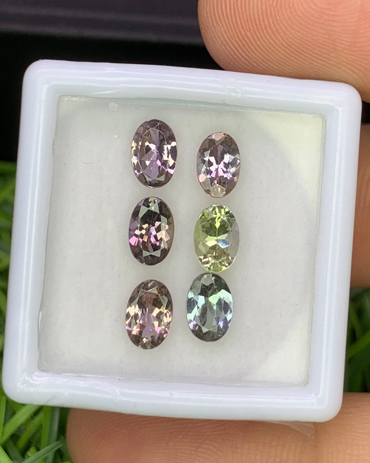 Natural Unheated Bi Color Tanzanite Lot 2.85 Carat 6x4 MM (Approx) Oval Shape Faceted Gemstone 6 Piece Lot