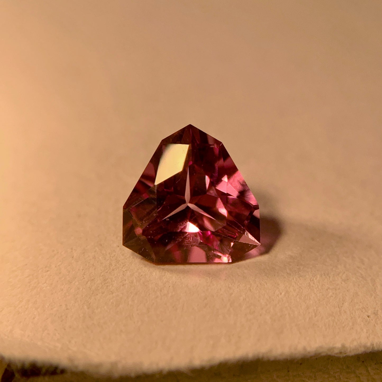 Natural Color Change Garnet 1.10 Carat 6.5x6.5 MM Trillion Shape Faceted Gemstone