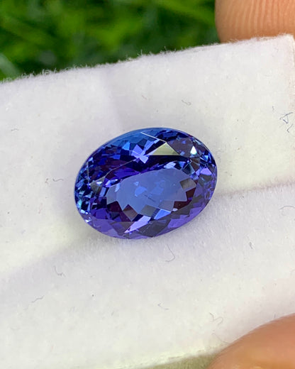 Natural Bi Color Tanzanite 3.23 Carat 10.2x8 MM Oval Shape Faceted Gemstone