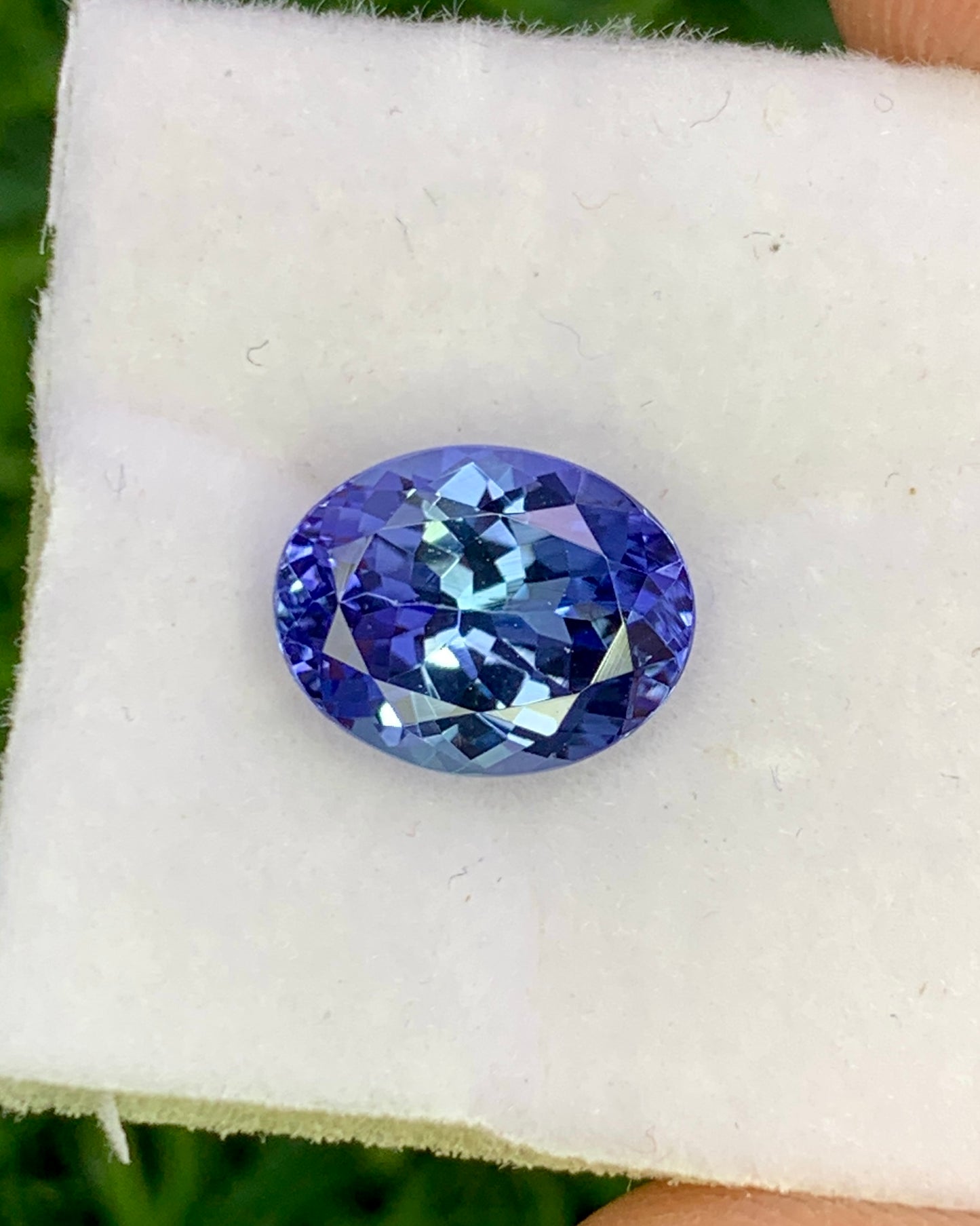 Natural Bi Color Tanzanite 2.67 Carat 9.5x7.5 MM Oval Shape Faceted Gemstone