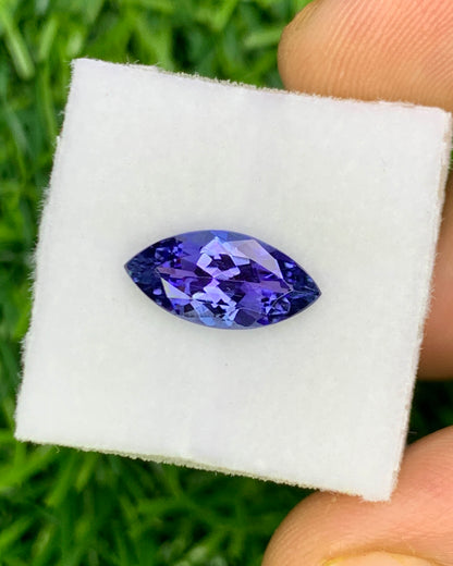 Natural Flawless Bi Color Tanzanite 2.20 Carat 13.1x6.4 MM Marquise Shape Faceted Gemstone