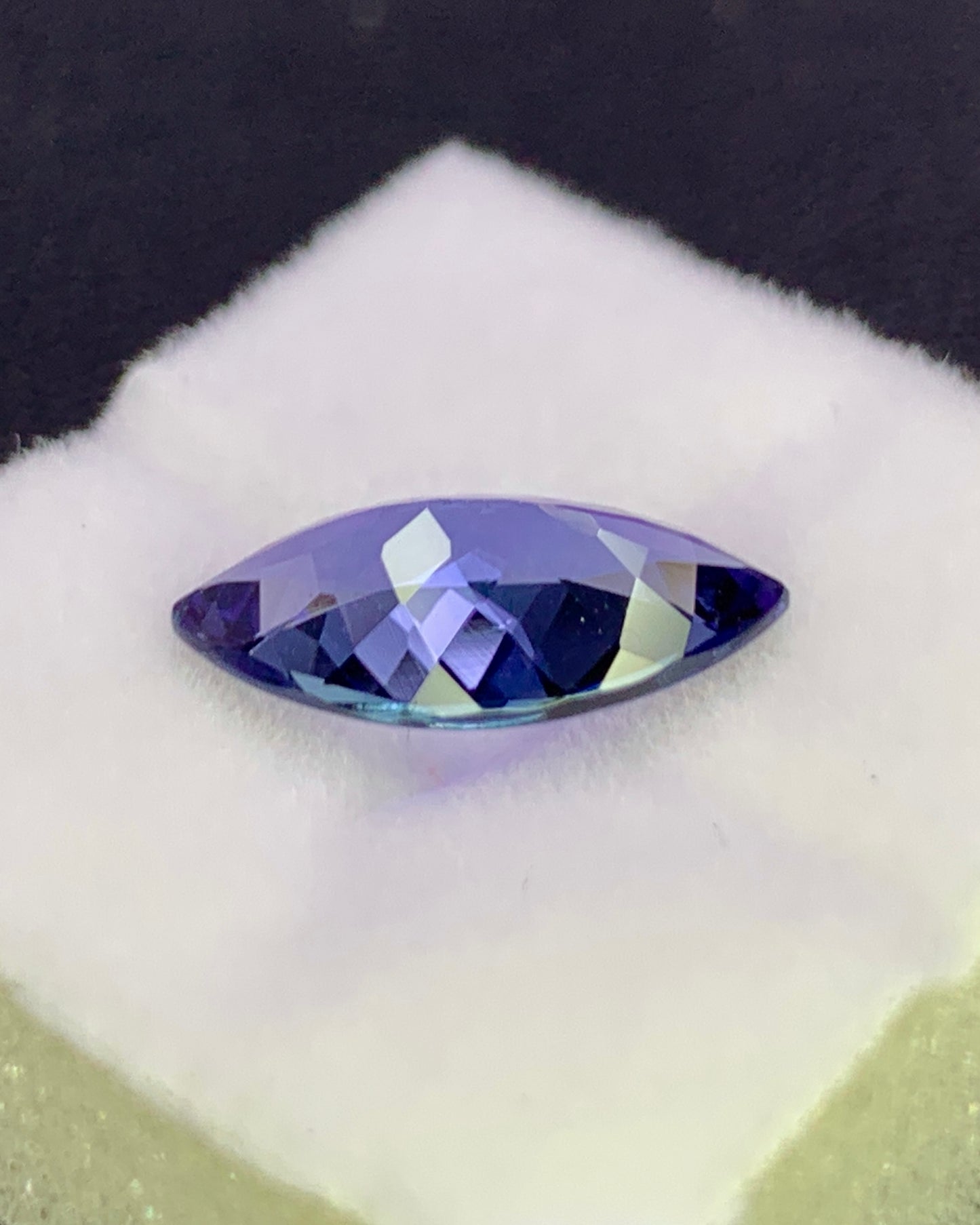 Natural Flawless Bi Color Tanzanite 2.20 Carat 13.1x6.4 MM Marquise Shape Faceted Gemstone