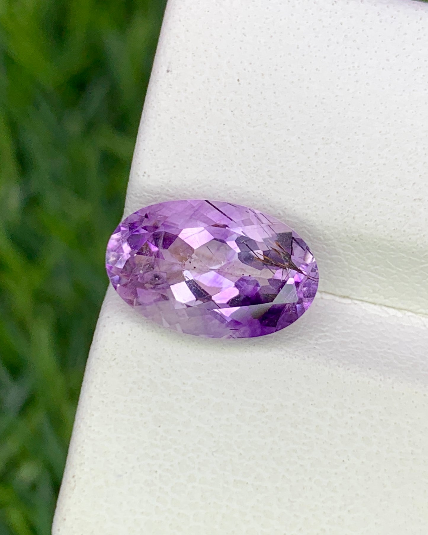 Natural Super Seven 2.69 Carat 11.5x7.5 MM Oval Shape Faceted Gemstone with 7 Crystals Healing Stone Seven Chakra Melody Stone