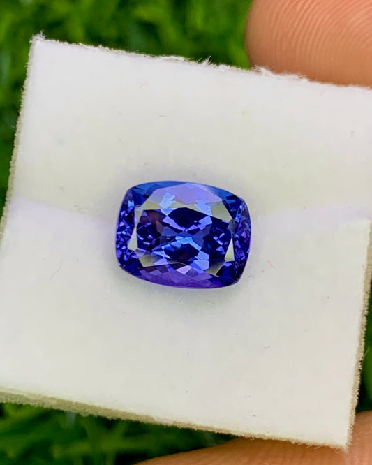 Natural Bi Color Tanzanite 2.76 Carat 9.1x7.1 MM Cushion Shape Faceted Gemstone