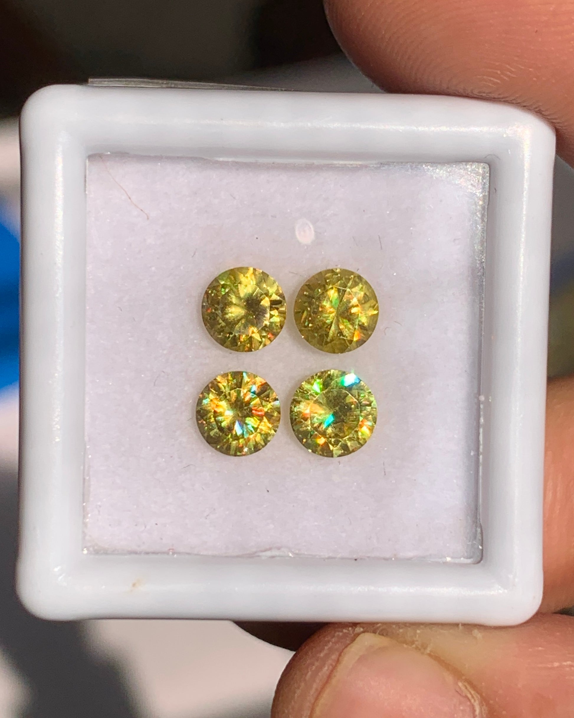 Natural Sphene/Titanite Lot 1.97 Carat 5x5 MM Round Shape Faceted Gemstone 4 Piece Lot 