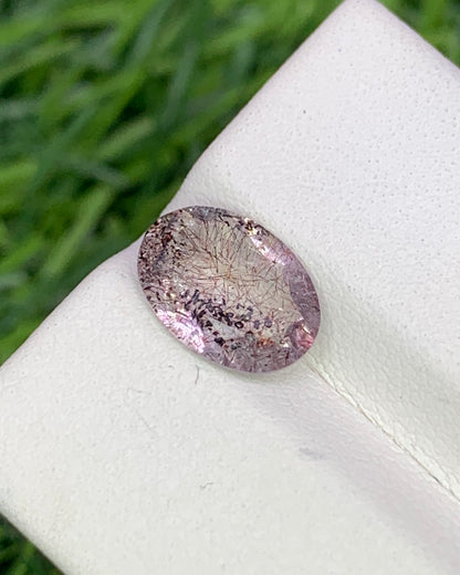 Natural Super Seven 1.87 Carat 10.6x7.6 MM Oval Shape Faceted Gemstone with 7 Crystals Healing Stone Seven Chakra Melody Stone