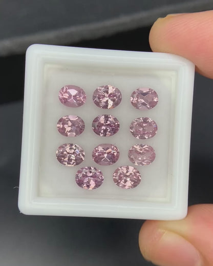 Natural Rare Dragon Garnet / Fluorescent Chromium Vanadium Malaya Garnet Lot 4.70 Carat 5x4 MM Oval Shape Faceted Gemstone 11 Piece Lot