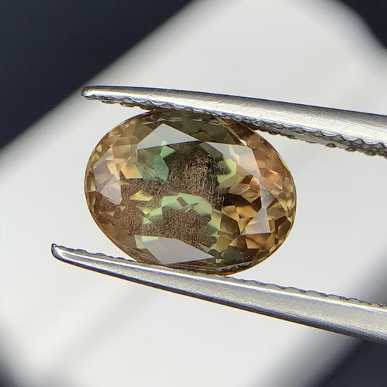 Natural Bi Color Oregon Sunstone 1.91 Carat 9x7 MM Oval Shape Faceted Gemstone