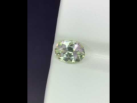 Natural Heliodor Aquamarine 1.00 Carat 8x6.2 MM Oval Shape Yellow Aquamarine Faceted Gemstone