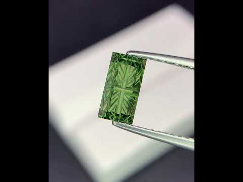 Natural Green Sapphire 1.37 Carat 7.9x4.2 MM Baguette Shape Starbrite Cut Faceted Gemstone