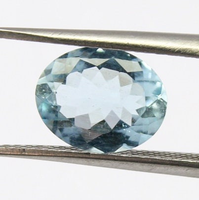 Natural Aquamarine 1.80 Carat 10x8 MM Oval Shape Faceted Gemstone