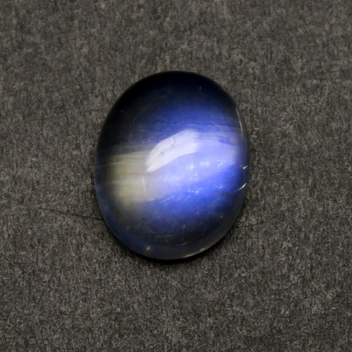 Natural Blue-Fire Rainbow Moonstone 4.50 Carat 11x9 MM Oval Cabochon Gemstone