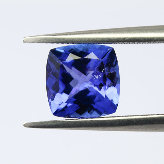 Natural vivid Blue Tanzanite 2.43 Carat 8x8 MM Cushion Shape Faceted Gemstone VVS