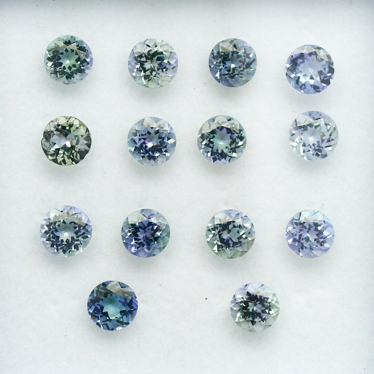 Natural Flawless Bi-Color Tanzanite Lot 4.6-5.1 MM Round Shape Faceted Gemstone Lot