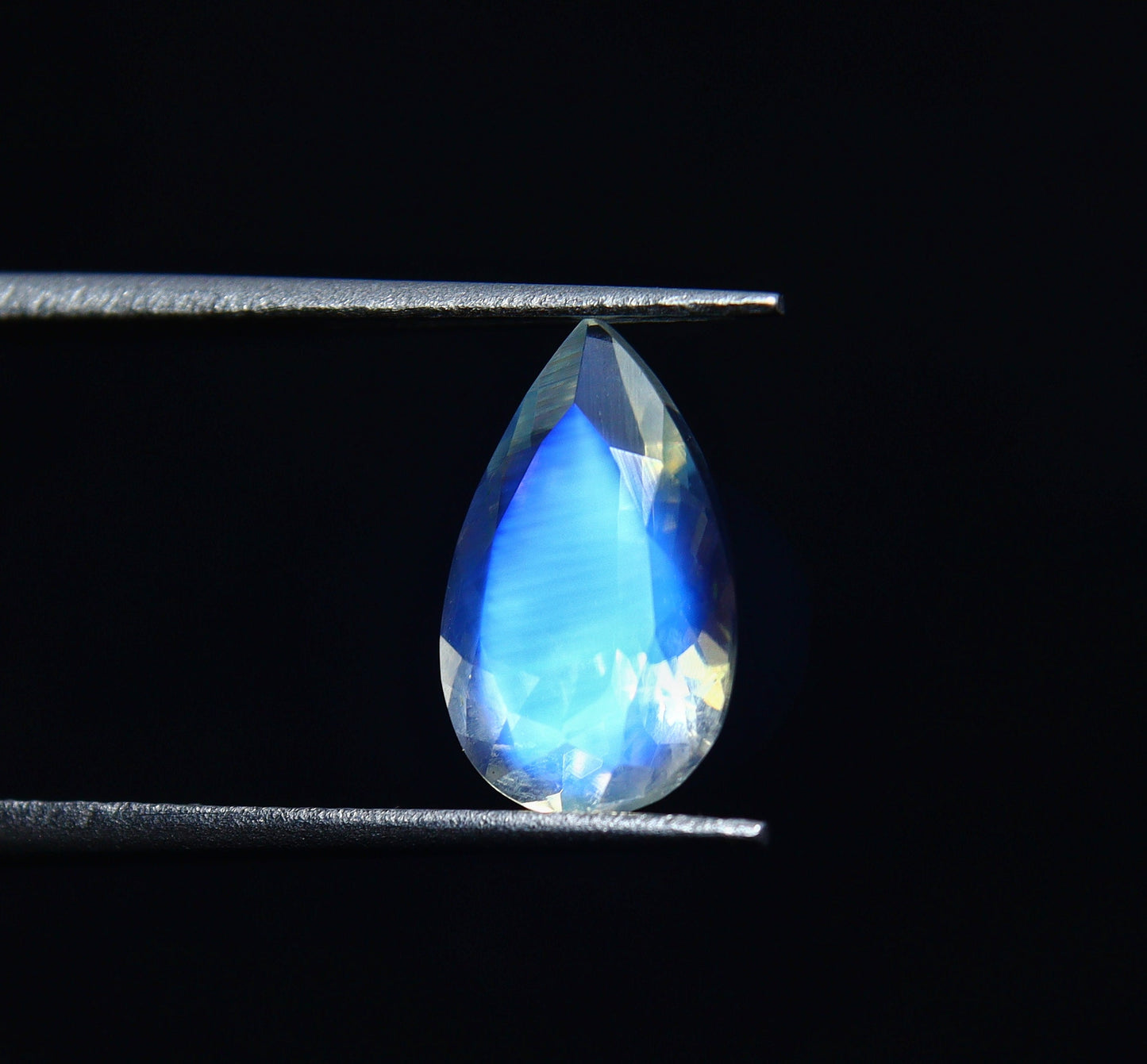 Natural Rainbow Moonstone 1.40 Carat 10.1x6.4 MM Pear Shape Faceted Gemstone