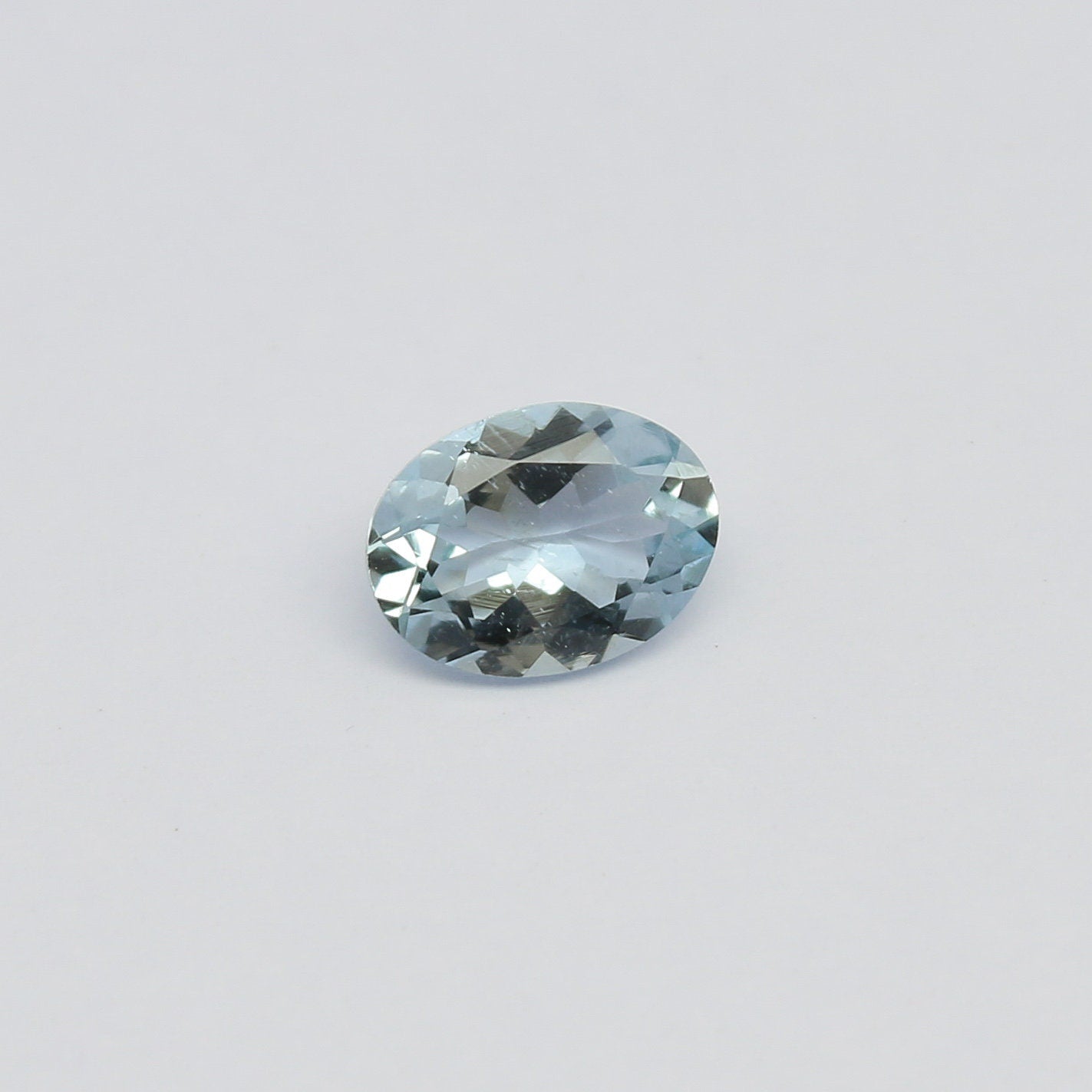 Natural Aquamarine 1.08 Carat 8x6 MM Oval Shape Faceted Gemstone