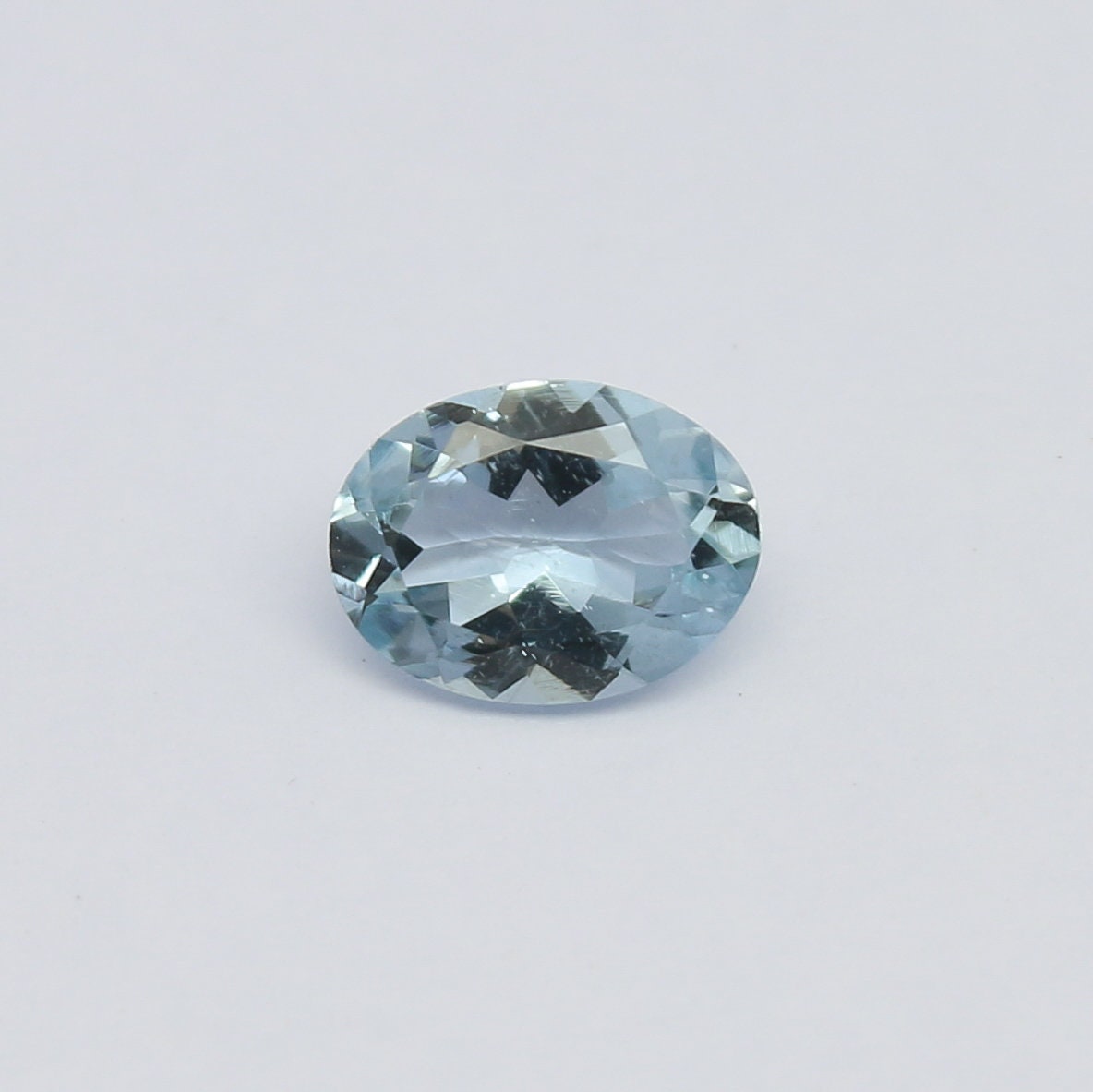 Natural Aquamarine 1.08 Carat 8x6 MM Oval Shape Faceted Gemstone