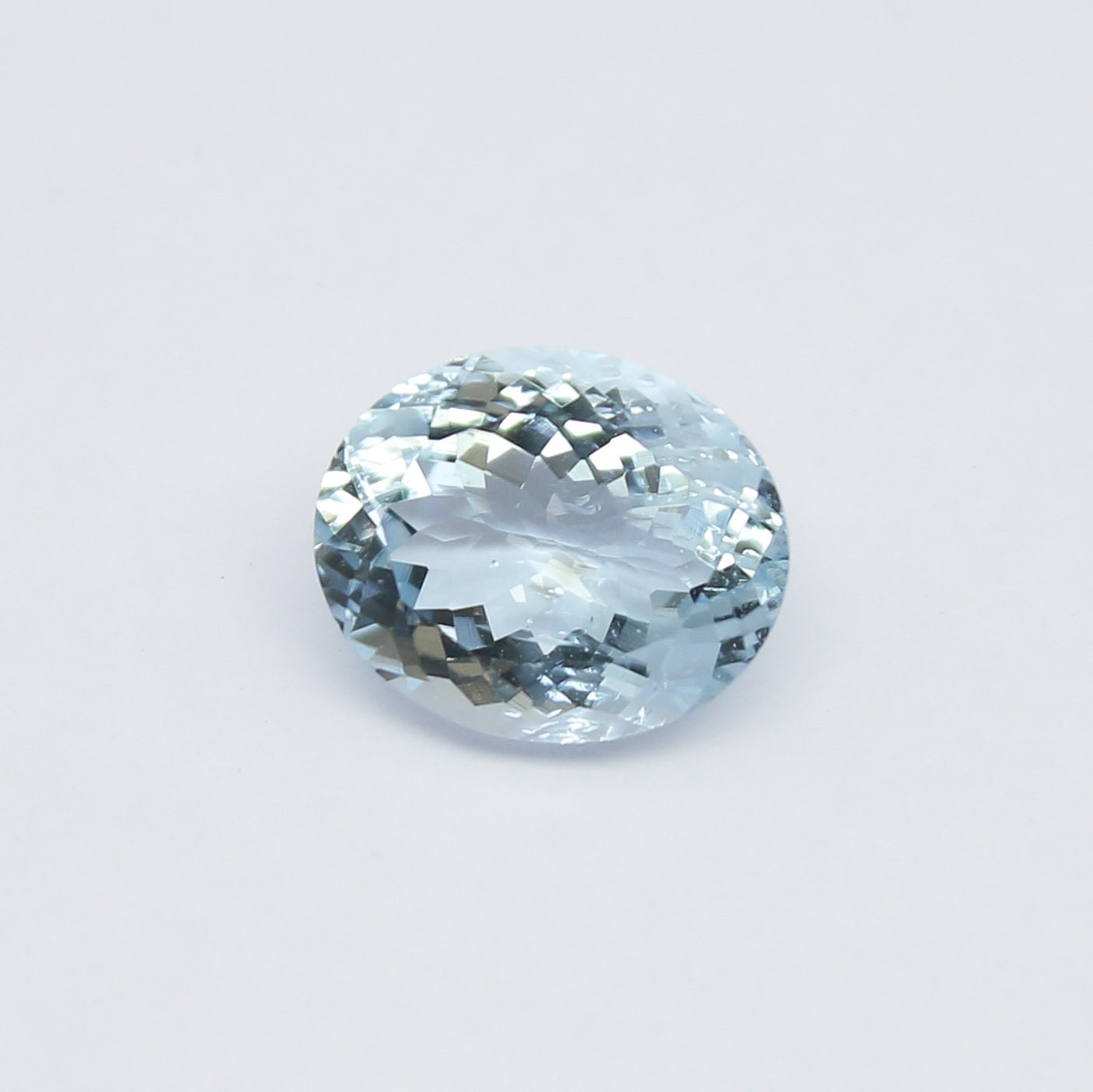 Natural Aquamarine  3.32 Carat 11x9 MM Oval Shape Faceted Gemstone