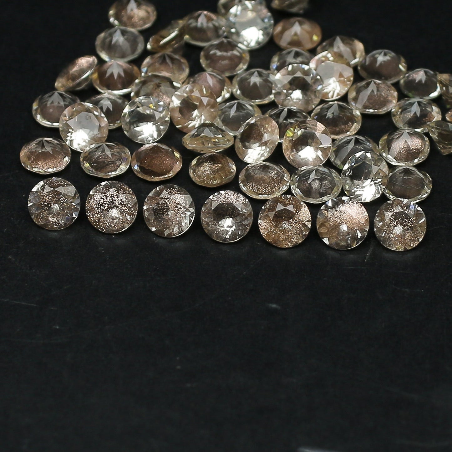 Natural Oregon Sunstone Diamond Cut 5x5 MM Round Shape Faceted Gemstone