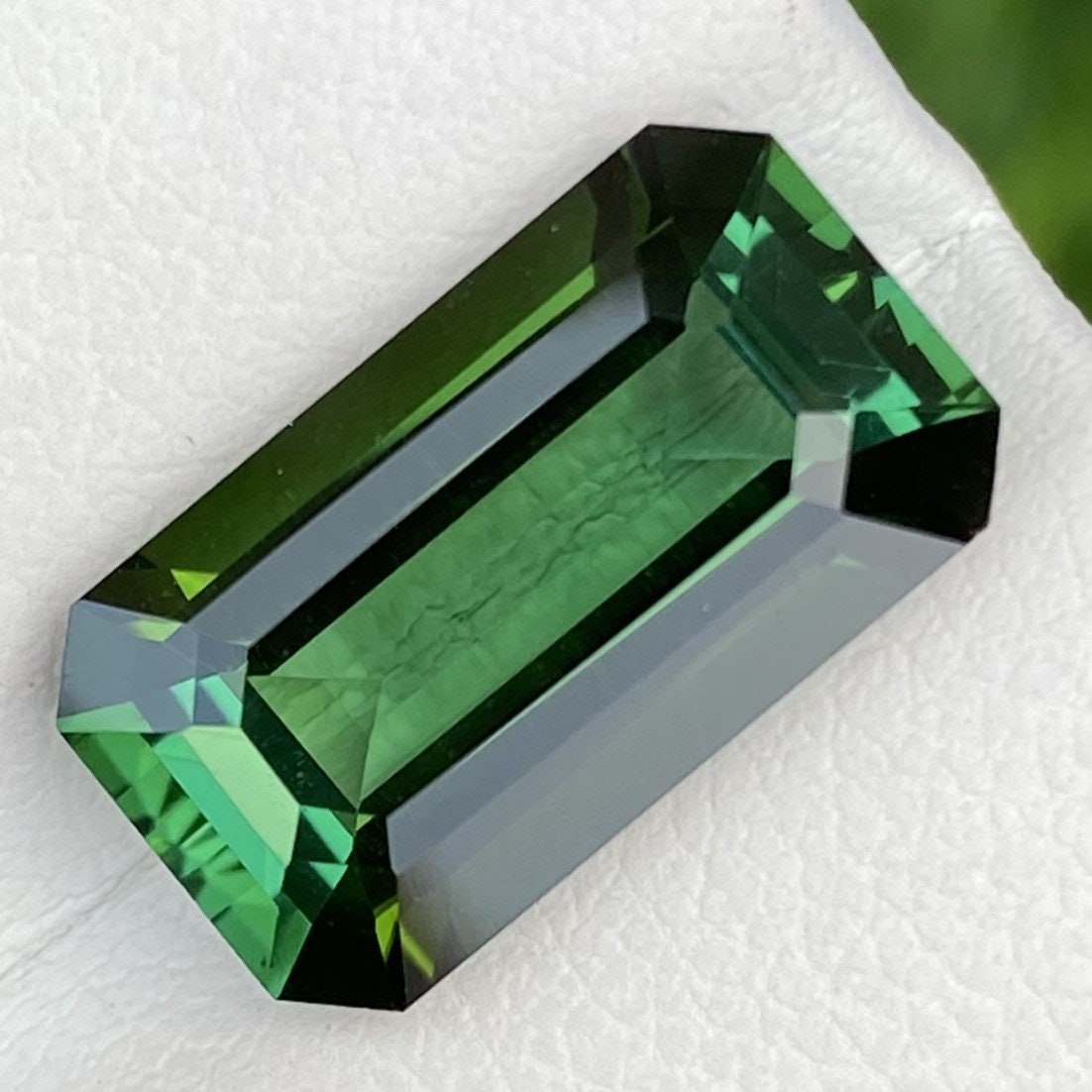 Natural Flawless Green Tourmaline 5.26 Carat 14.5x8.2 MM Octagon Shape Faceted Gemstone