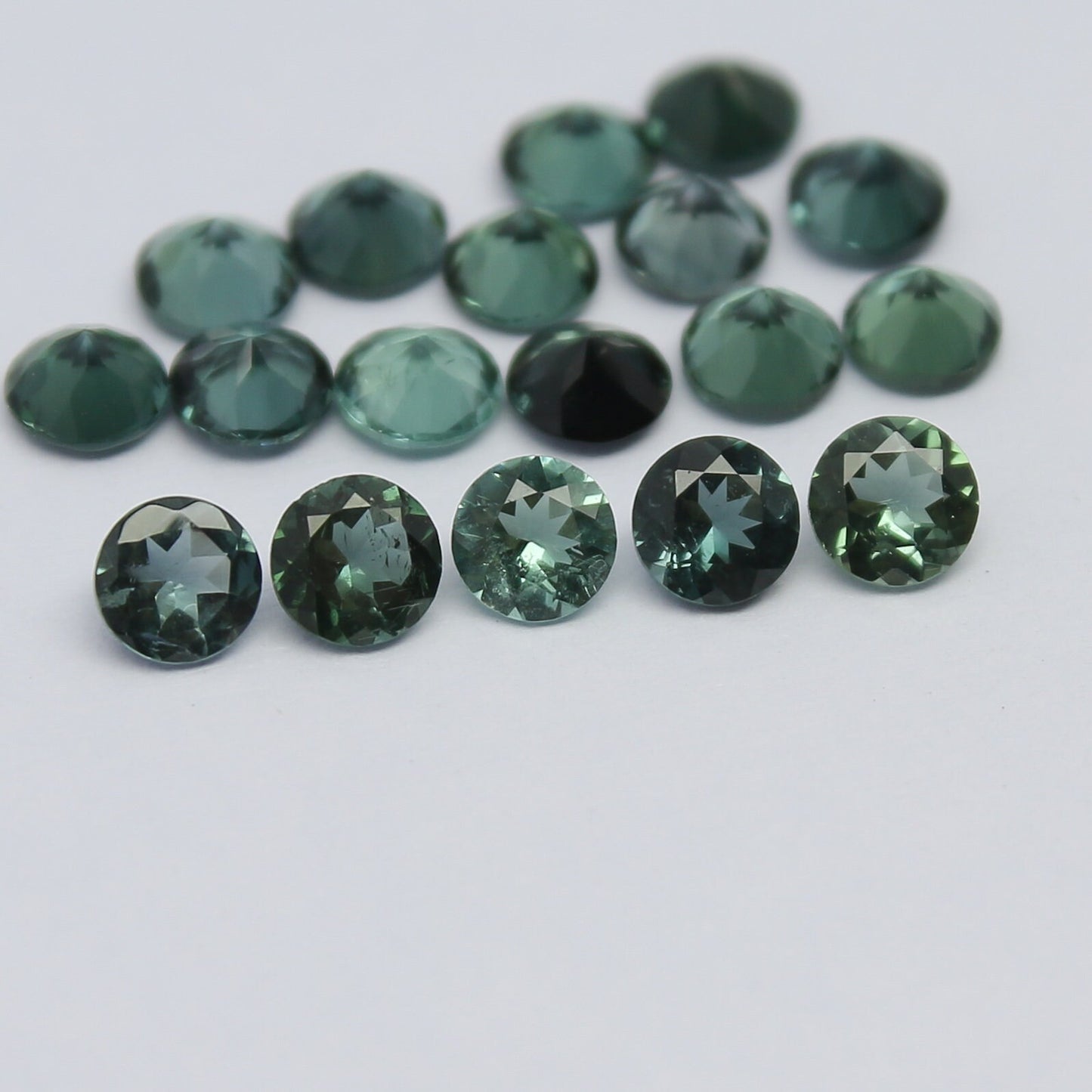 Natural Green Tourmaline Lot 2.75 Carat 3.5x3.5 MM Round Shape Faceted Gemstone 18 Piece Lot