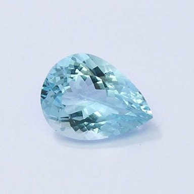 Natural Flawless Aquamarine 4.16 Carat 13.3x10 MM Pear Shape Faceted Gemstone