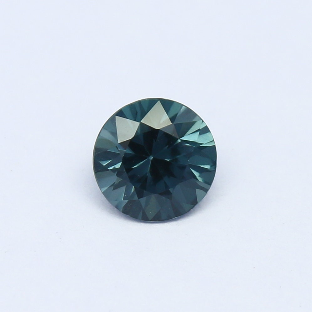 Natural Spinel Diamond Cut 0.84 Carat 5.8x5.8 MM Round Shape Faceted Gemstone