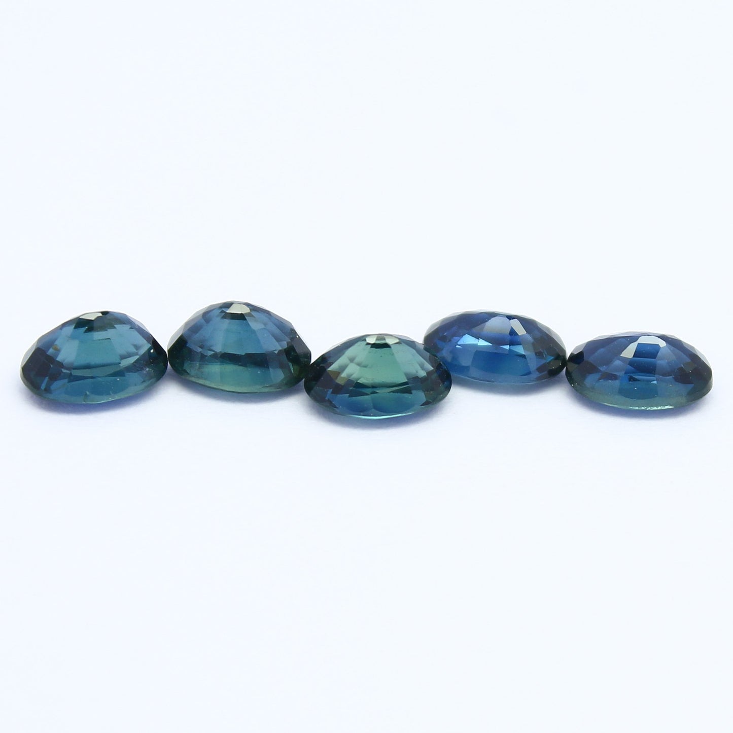 Natural Sapphire Lot 3.58 Carat 6x4 MM Oval Shape Faceted Gemstone 5 Piece Lot