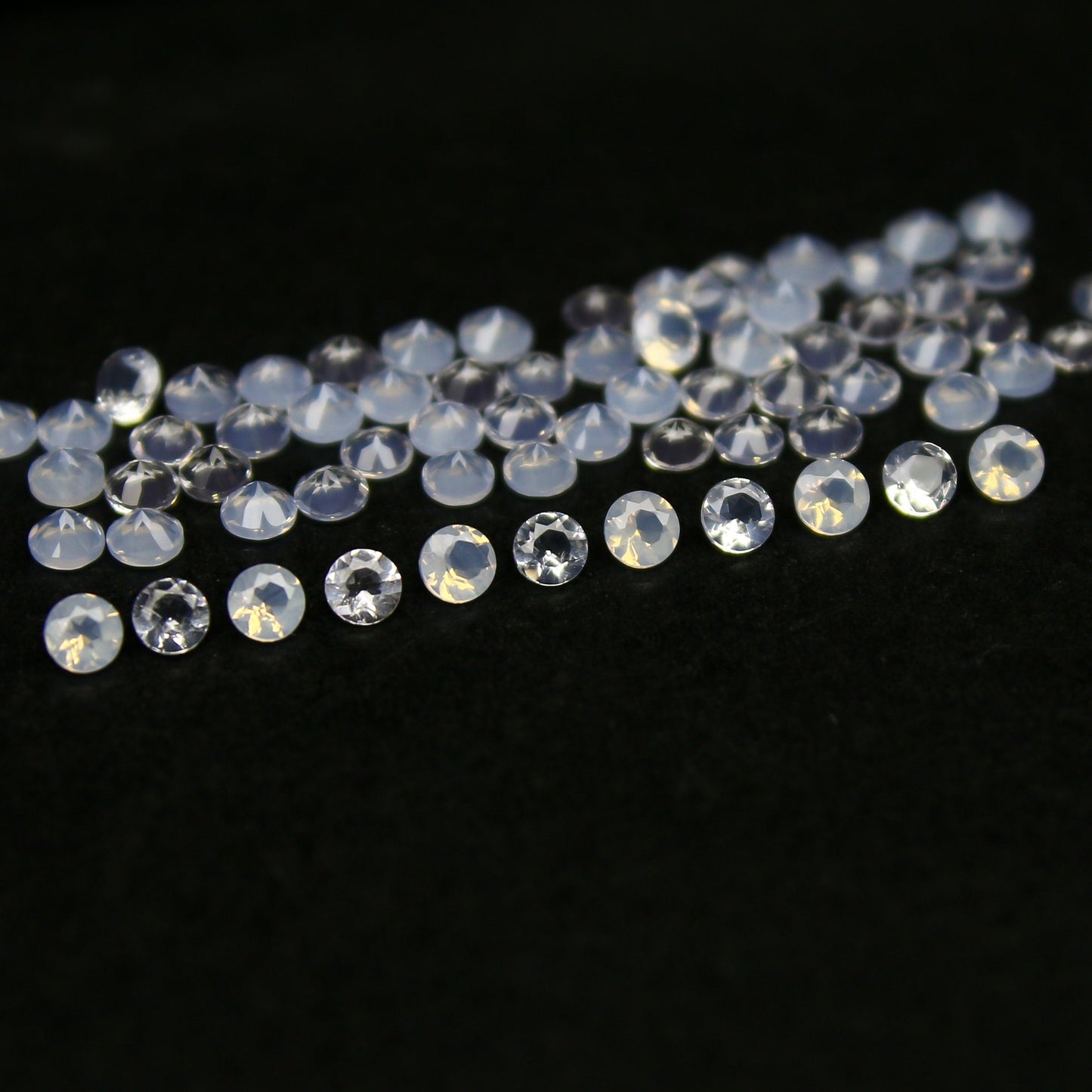 Natural Lavender Quartz 1x1 MM Round Shape Faceted Gemstone