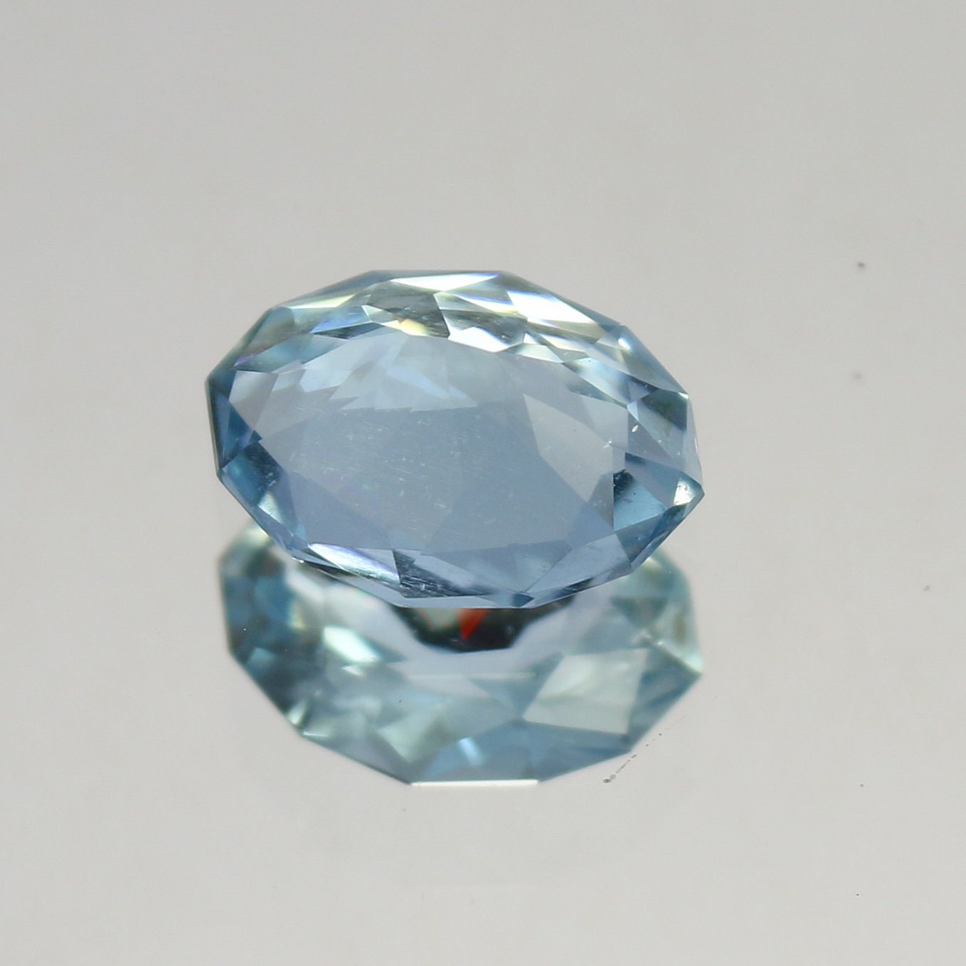 Natural Aquamarine 1.88 Carat 10.4x8.4 MM Fancy Shape Faceted Gemstone